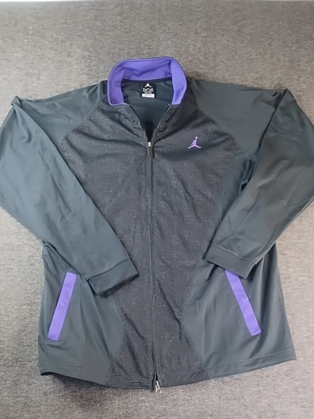 Jordan Jump man Men’s Black & Purple Full-Zip Track Jacket